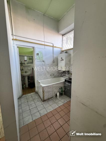 Spatiu comercial parter, piata Zorilor, vad intens, posibilitate terasa