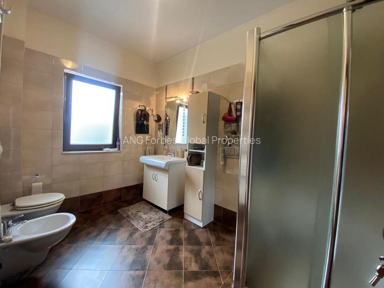 Refugiu elegant cu piscină privată în inima Iancu Nicolae - 34