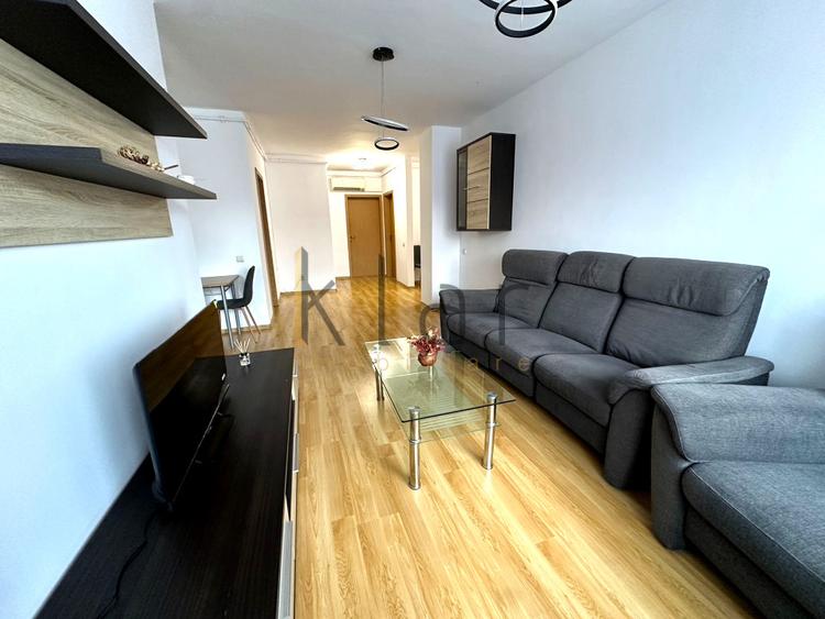 Apartament 3 camere 75mp, Centru, zona Closca