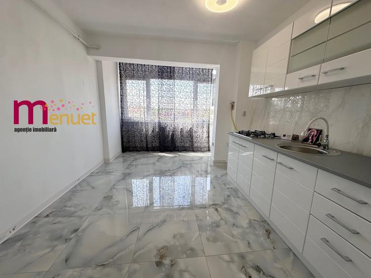Apartament 3 camere ,renovat,zona Centrala