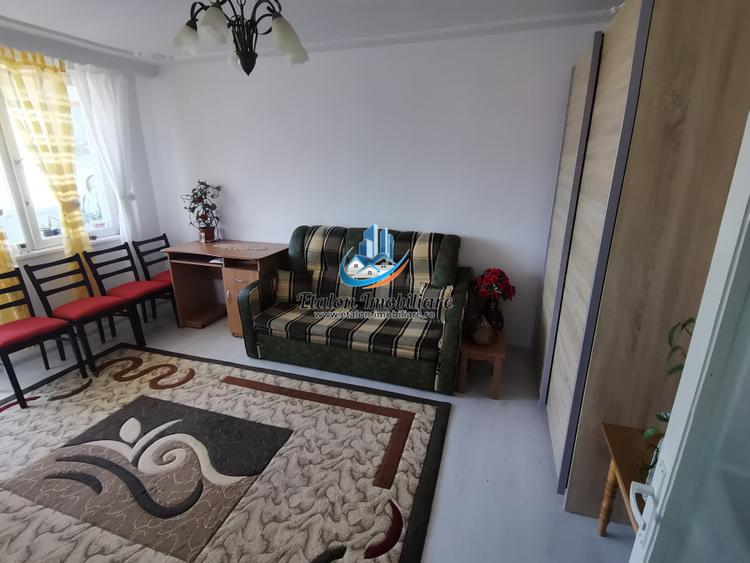 Apartament 4 camere, decomandat, 65 mp, Calea Romanului - Rate