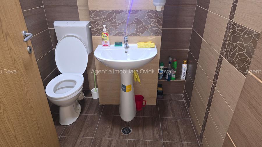 Inchiriez spatiu comercial in Deva, zona ultracentrala, Decebal colt cu Creanga - 10