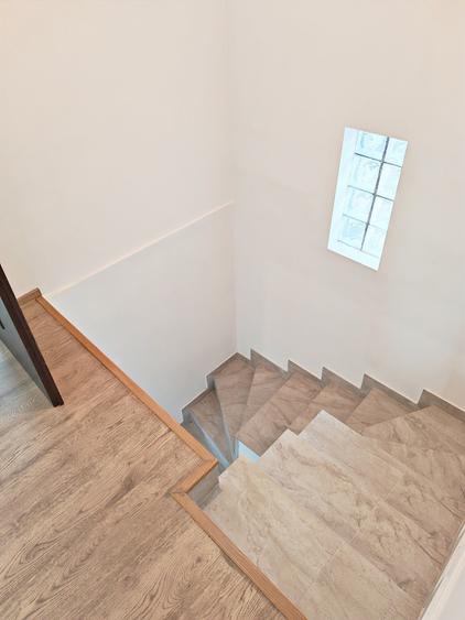 Casa 4 camere - locuibila, dar cu investitii necesare. Comision 0%