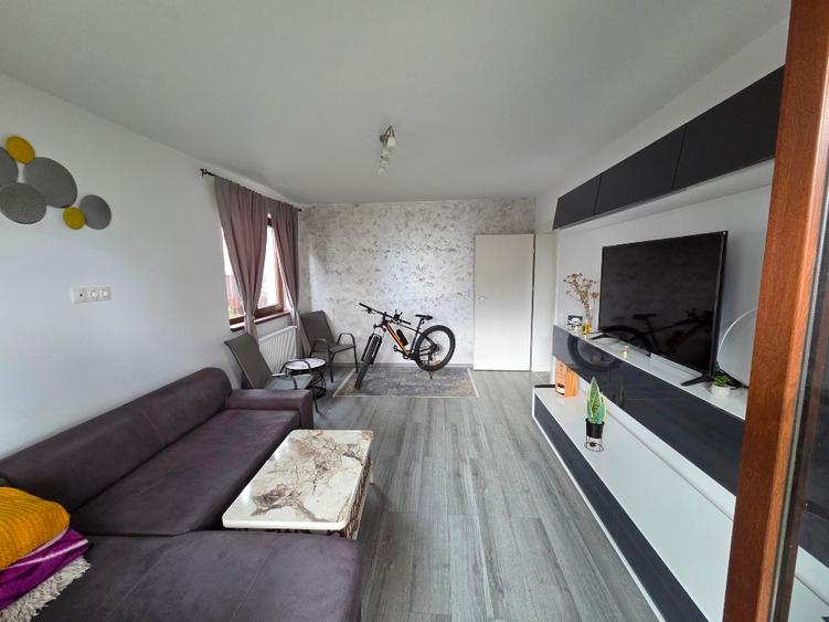 Apartament, casa de vacanta, Ghimbav, str. Lavandei, 2 camere 55mp, gradina 70m