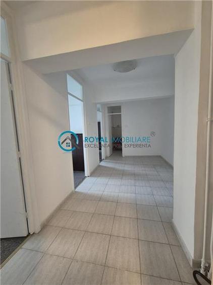 Royal Imobiliare - Vanzare spatiu birouri - Zona Ultracentral