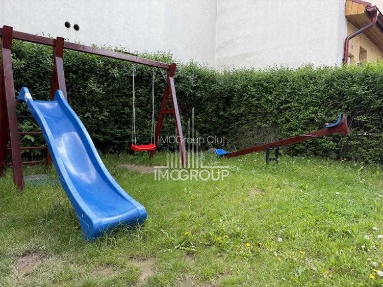 Apartament cu 2 camere | 2 Parcări | Terasă | Zona străzii Decebal - 10