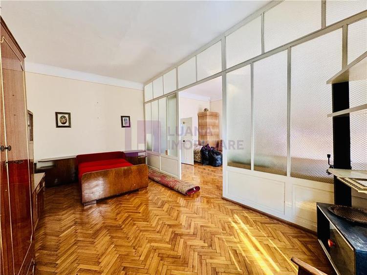 Apartament 2 camere de vanzare | Centrul Istoric Catedrala | etaj 1 | pivnita