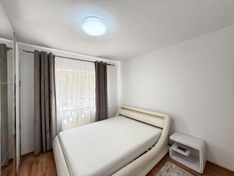 Complex Studentesc. Mobilat si utilat complet. Centrala proprie.