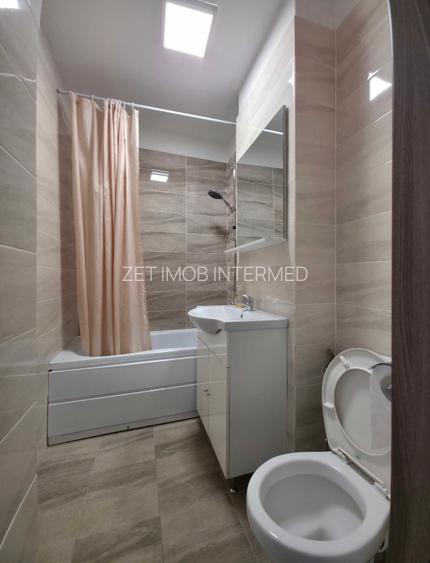 Garsoniera Pacii - str. Barsanesti - 8
