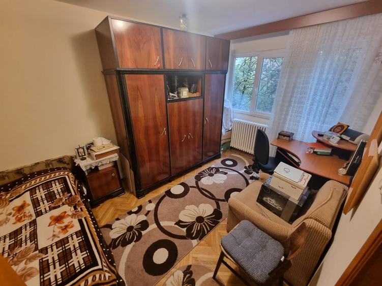 Apartament 3 camere semidecomandat, 64mp, zona Tatarasi, Flora, ID: 160309