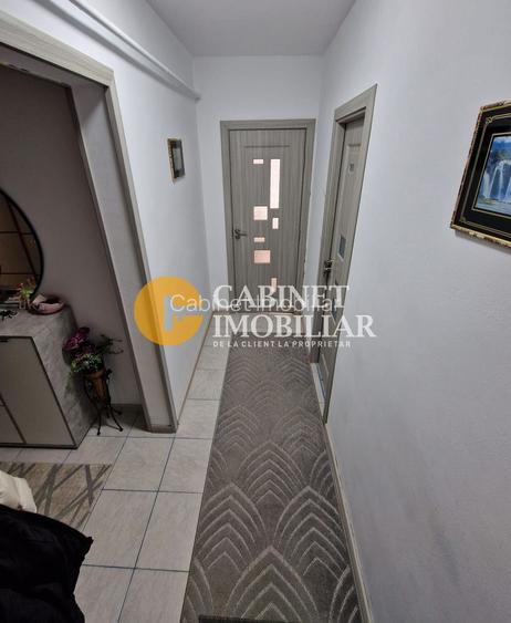2 Camere Decomandat- Mobilat si Utilat- Etaj 1- Mircea cel Batran - 10