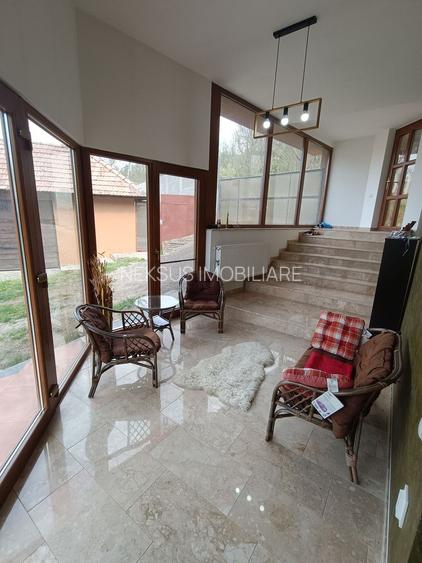Casa cu 3 camere, 150 mpu, mobilata, utilata, garaj, curte, Ampoita - 14