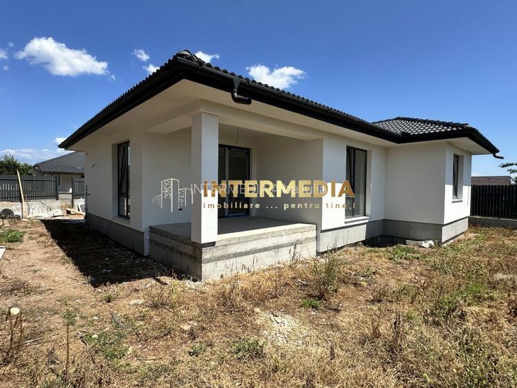 CASA NOUA PE PUN NIVEL I 110 MP I 3 DORMITOARE I LIVING I 2 BAI I TERASA I - 2