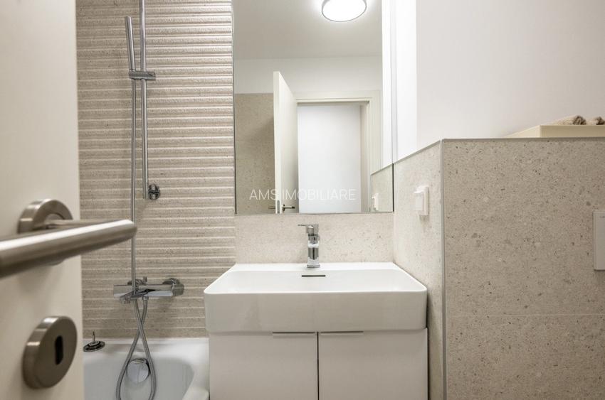 NOU | SUPERB | VIEW PANAORMAIC ORAS | LOC PARCARE - 14