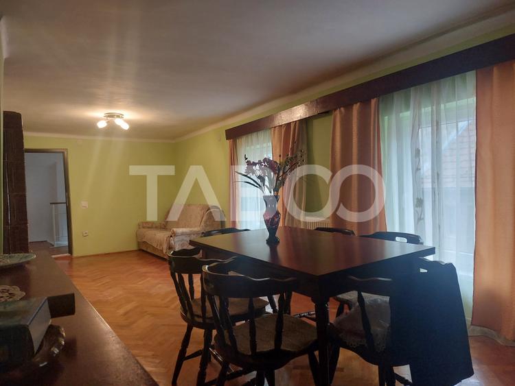 Apartament la casa 119 mpu 5 camere 2 bucatarii 3 bai gradina Cisnadie