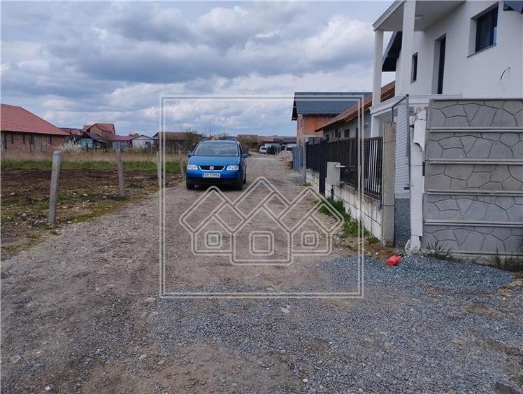 Teren extravilan Sura Mica 8600 mp