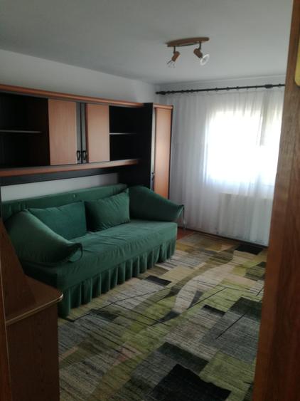 Casa de inchiriat, Prundu Mic -Pitesti, mobilata si utilata, curte, centrala etc