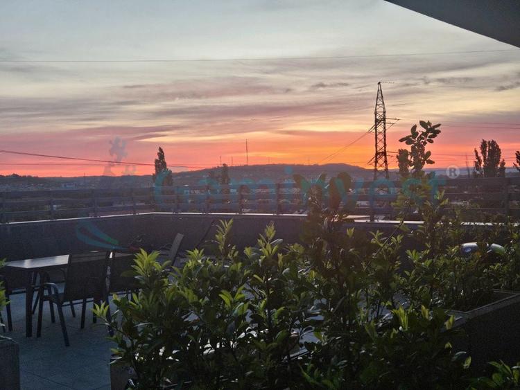 Apartament nou de vanzare in Oradea cu terasă si parcare zona Ceyrat