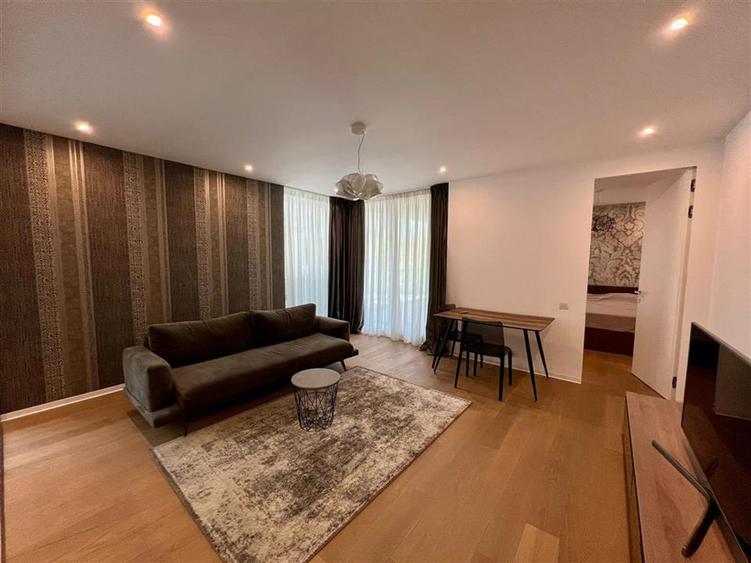 Apartament cu 3 camere de inchiriat in One Charles De Gaulle