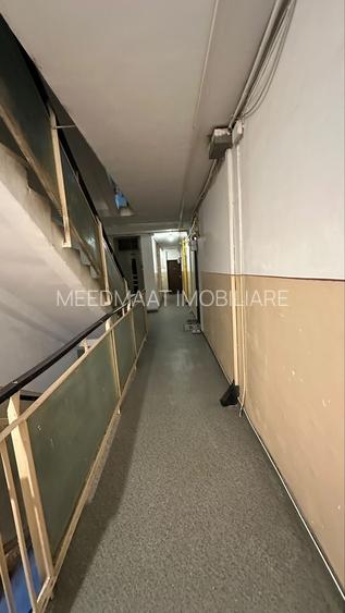Apartament 3 Camere Decomandat-Metrou-An1981 - 8