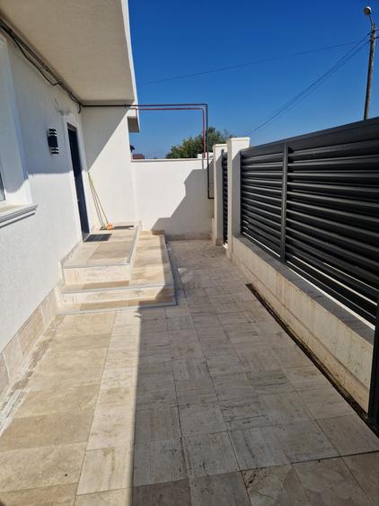 Vila 3 camere,completa mobilata si utilata,300 m de blv. si Stv