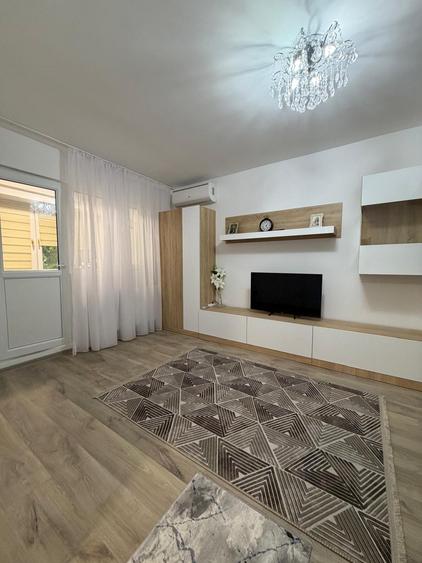 Vanzare apartament 1 camera, in Galati, Sid-Vest, etaj 1, renovat