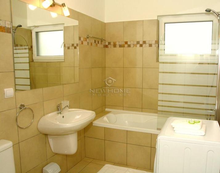 Apartament 2 camere, parcare, zona Centru