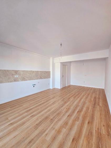 NOU 2026 - 2 CAMERE 61 MP - 3/4 - PRIMUL PROPRIETAR