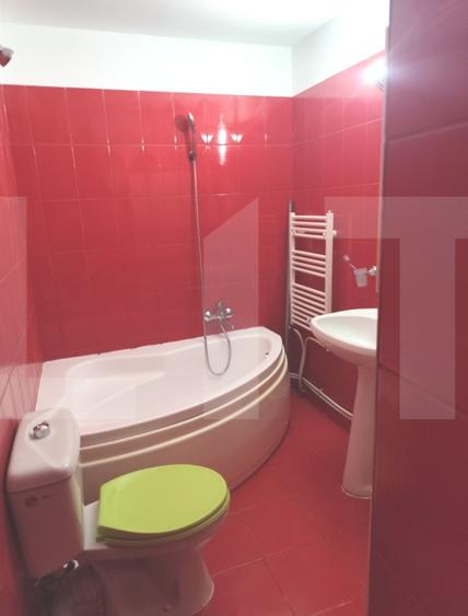 Apartament 3 camere - decomandat 64,45mp- Zona Donici