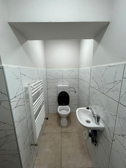 Apartamente de închiriat la casă, 2 camere, 70 mp, curte comună, Sighișoara