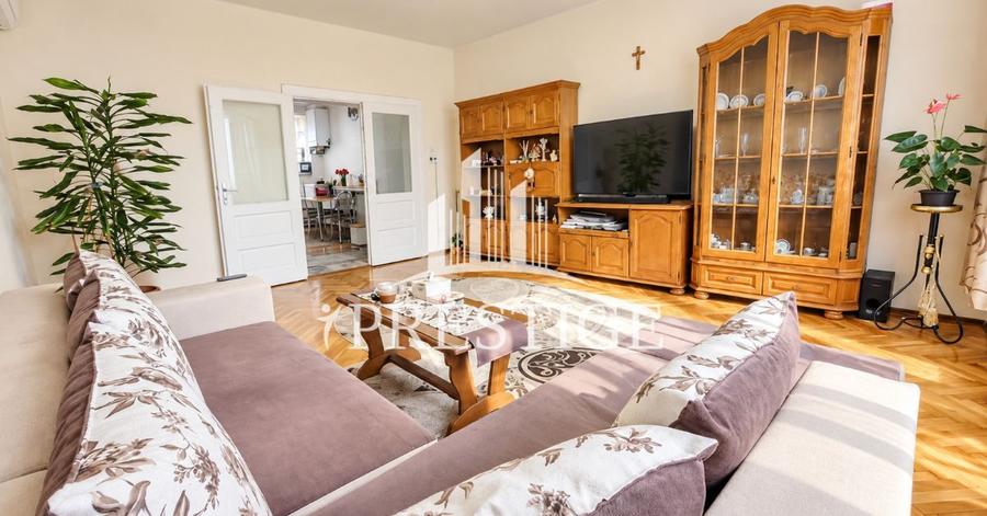 CASĂ TIP DUPLEX | DEMISOL + ETAJ 182 MP UTILI | SIBIU ZONA CENTRALĂ
