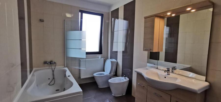 Vila Pipera P E M supr 260mp