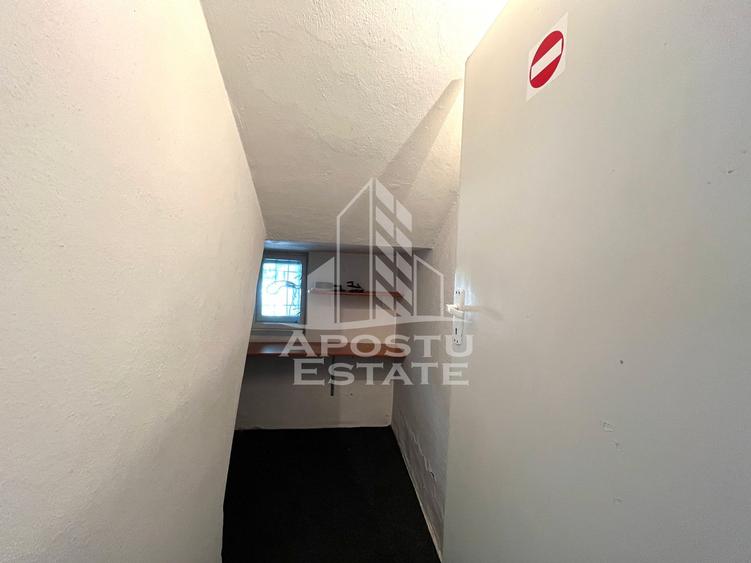 Casa cu 5 camere, de inchiriat, pentru  birouri. Girocului, Timisoara.