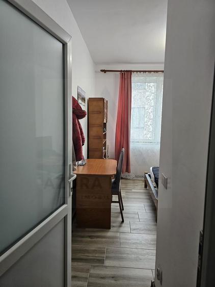 Apartament 3 camere 54 mp utili balcon si parcare privata Selimbar