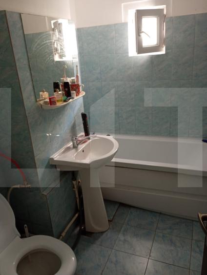 Apartament luminos, decomandat, gata de mutare – Slatina