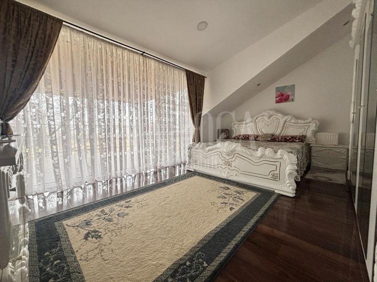 Casa 5 camere de vanzare in Jucu de Mijloc