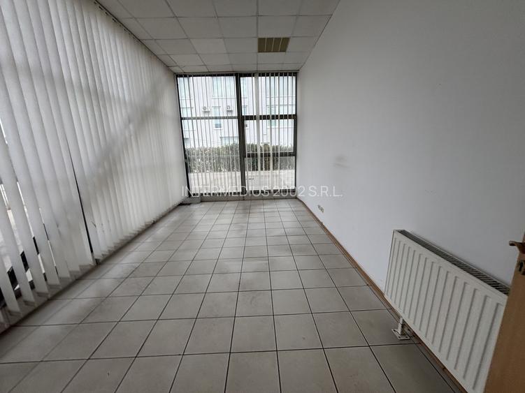 Depozit cu showroom de inchiriat de 1600 mp - 26
