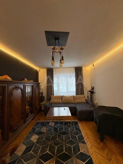 Apartament 3 camere, 65 mp, garaj si pivnita