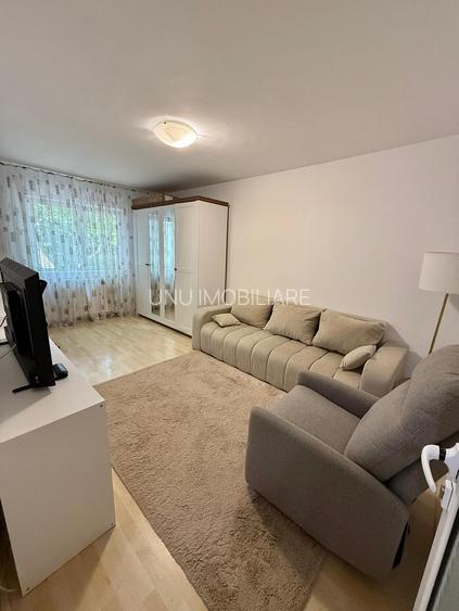 Apartament cu 2 camere - Centru Civic - Tg. Cucu - 4