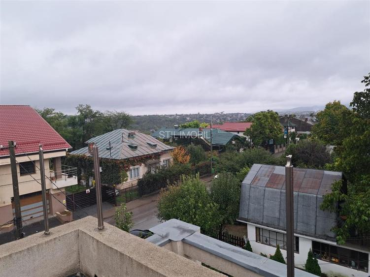 Casa/Vila de inchiriat Sararie - 700 euro - 13