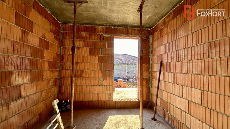 Duplex 4 camere pe parter + perete dublu despartitor - Sanandrei