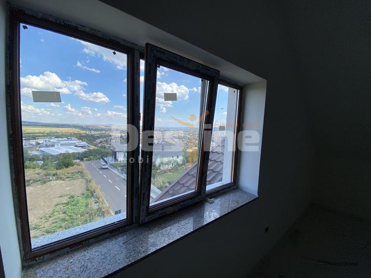 Oportunitate unica Apartament cu 2 sau 3camere in zona Pietricica
