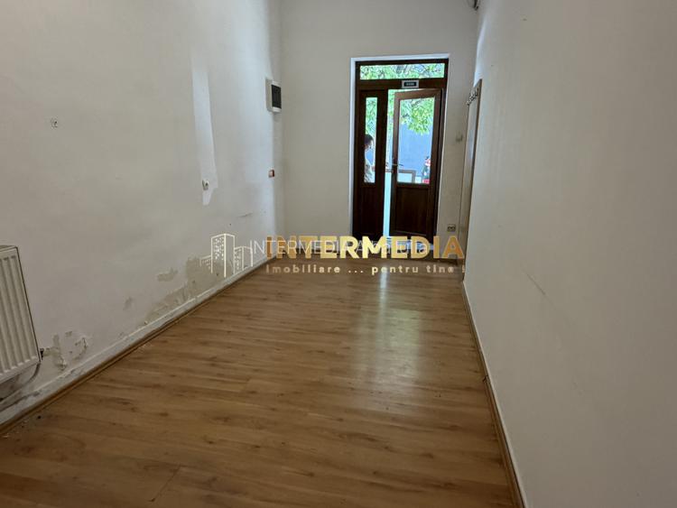 Camera Birou de Inchiriat cu acces si Parcari CENTRU UltraCentral Alba Iulia - 6
