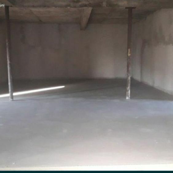 Vinga [Arad] - Casa 3 Apartamente [E] - Spatiu Magazin [P]= Teren Generos