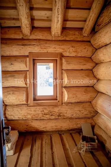 Casa din lemn rotund (Izvoru Muresului, str. Garii) - 16