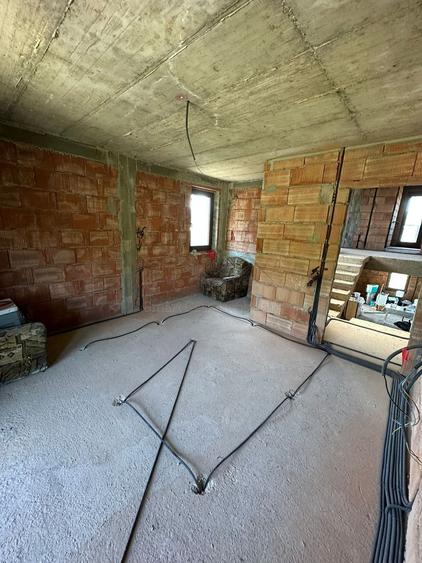 Casa Valea Adanca CUG Demisol+parter+ etaj