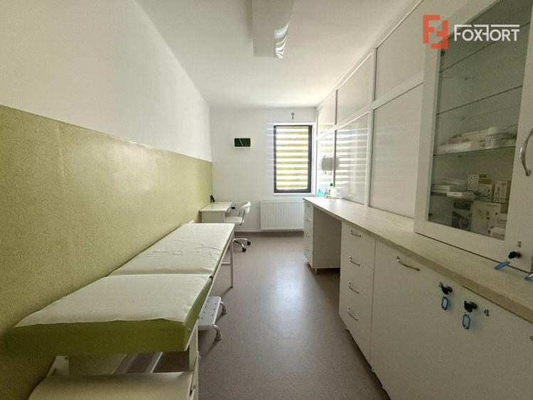 COMISION 0% 2 Cladiri medicale, una amenajata deja, teren 440 mp, Mosnita Noua