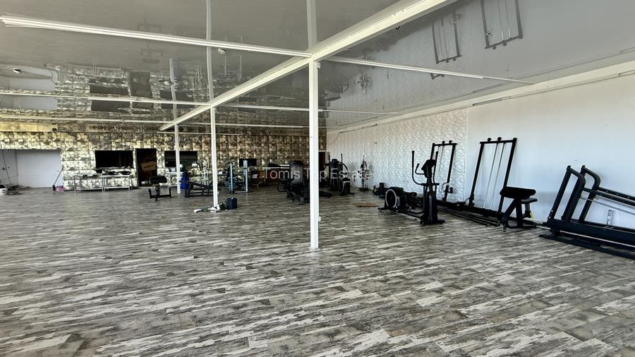 Spatiu comercial 435 mp stradal cu vitrina 36 m chiar pe DN39 Tuzla Costinesti - 15