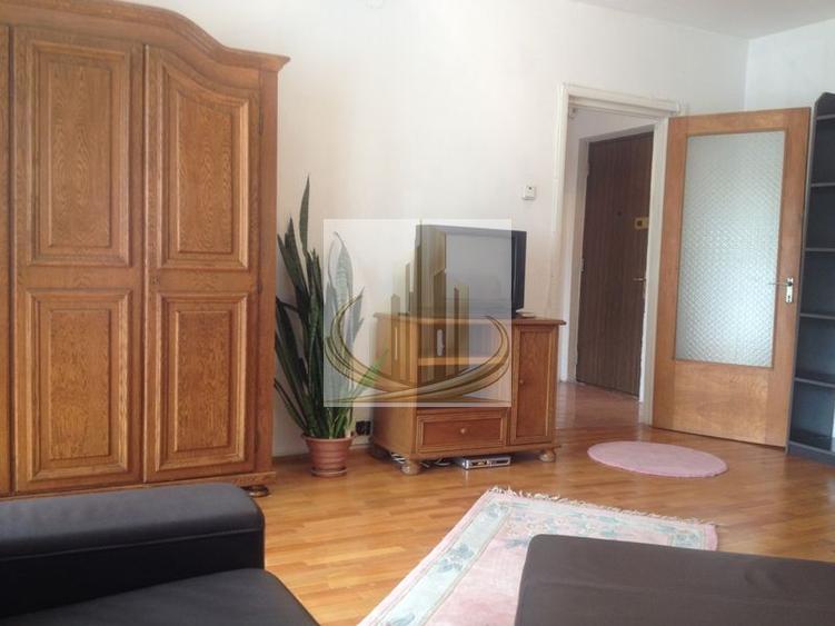 Garsonieră spațioasă 42 mp | Zona Piața Victoriei | Etaj 1 | Mobilată