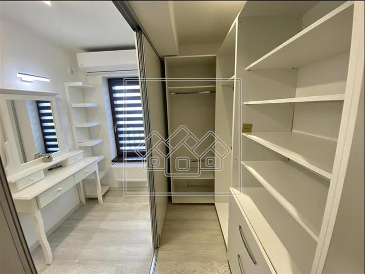 Casa moderna, cu 4 camere si teren de 220 - Selimbar